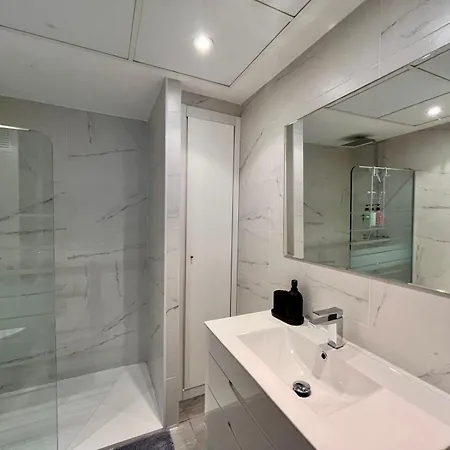 아파트 Blue Apartment+oceanview+private Parking
